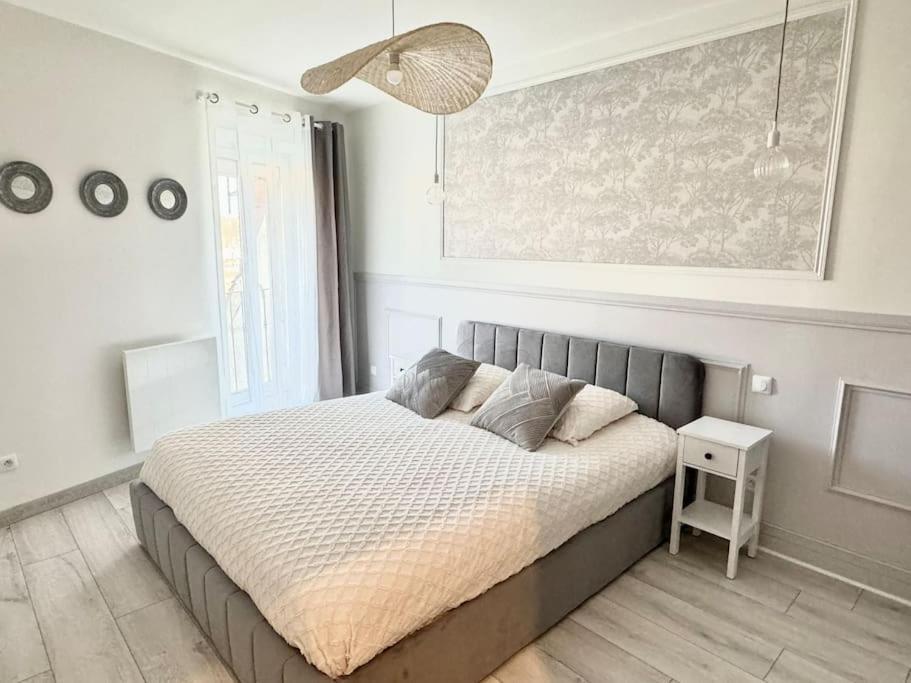 Appartement Avec Magnifique Vue Sur La Saone Et Son Balcon Chalon-sur-Saone Exterior photo